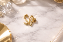 Load image into Gallery viewer, Eye of Horus Protection Pendant -15
